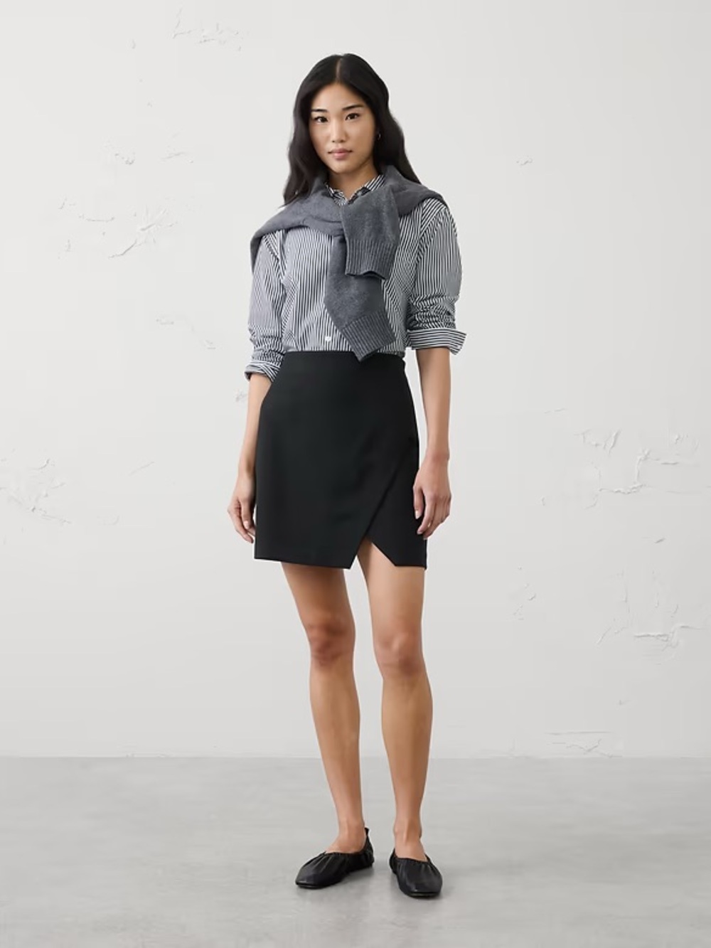 Banana Republic Sloan Bi-Stretch Black Crossover Wrap Pencil Skirt - Size 10